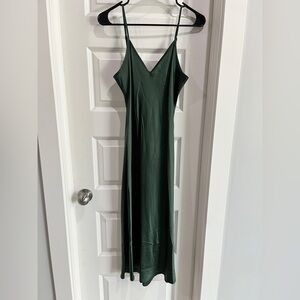 Quince Midi Silk Slip-Green. Size S